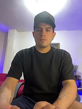 williamsmiiths16 live sex cam