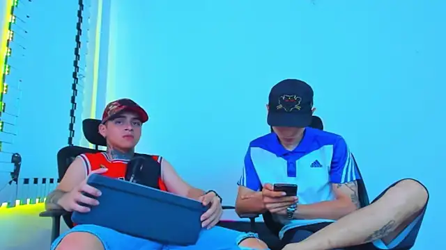 Thomas-Wil live sex cam