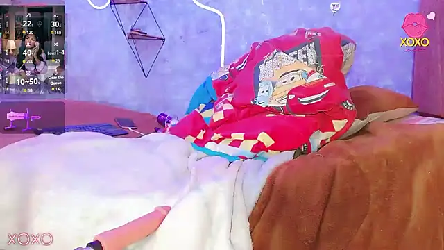 Aishasexy18 live sex cam