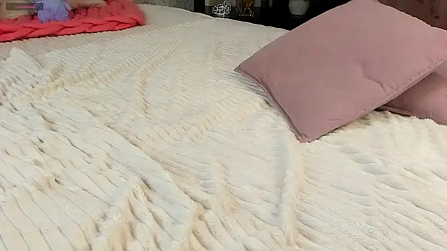 TaiteBayles live sex cam