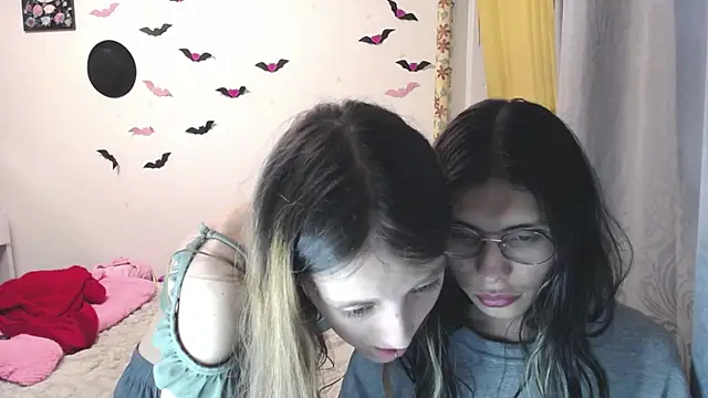 Briar_y_Blair live sex cam