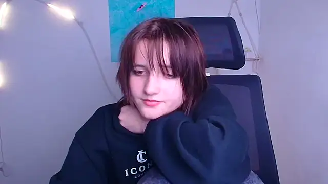 Alice_Wonderme's cam snapshot