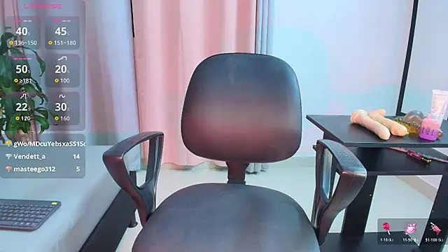 saray_reesee's cam snapshot