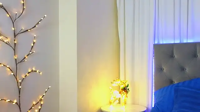 Ariana_Petite's cam snapshot