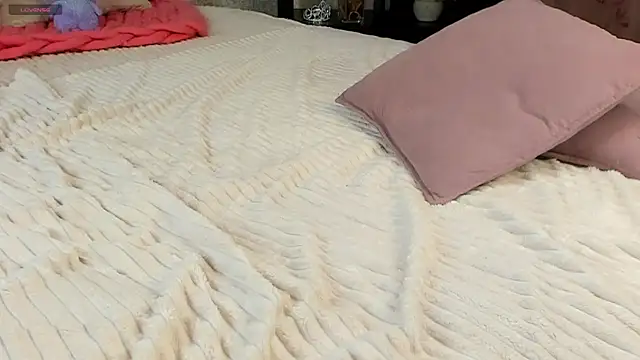 TaiteBayles live sex cam