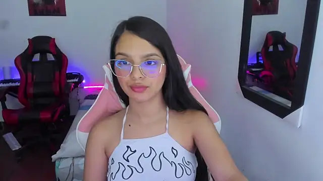 jessi_and_boy's cam snapshot