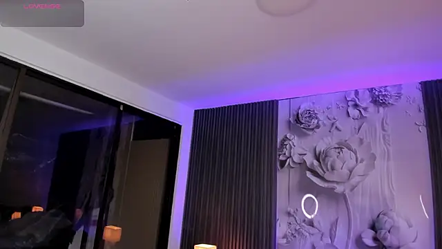 ShaniaDaniels's cam snapshot