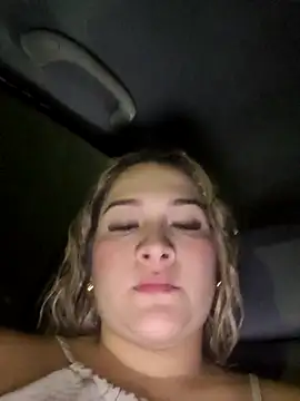 Sara_smiiith211's cam snapshot