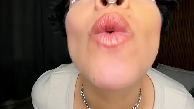 Alaska_deluxe's cam snapshot