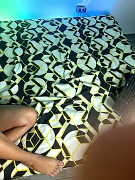 BoomChikaWow live sex cam