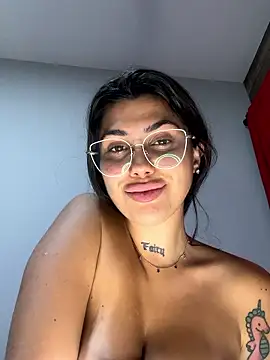 tiphanyari's cam snapshot