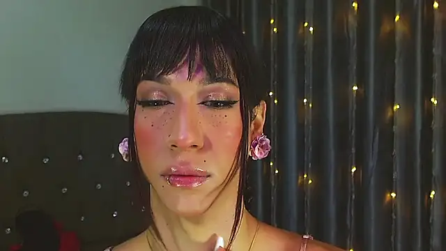 Kenisha_Sweet live sex cam