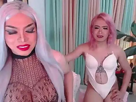 QueensOfcum live sex cam