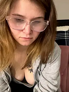 Riley_ray69's cam snapshot