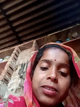 Alisha_beby143 live sex cam