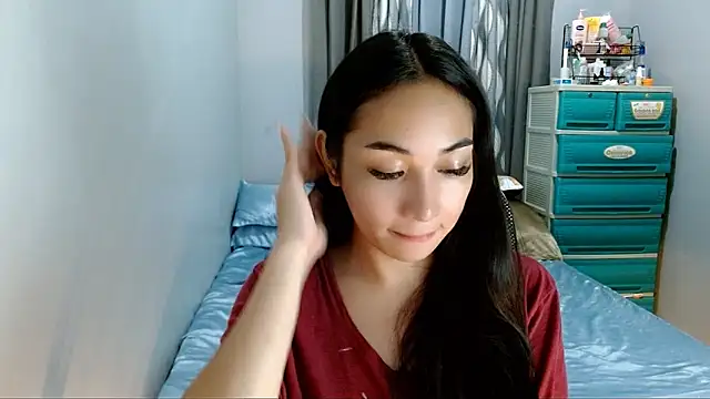 SweetLilly_18 live sex cam