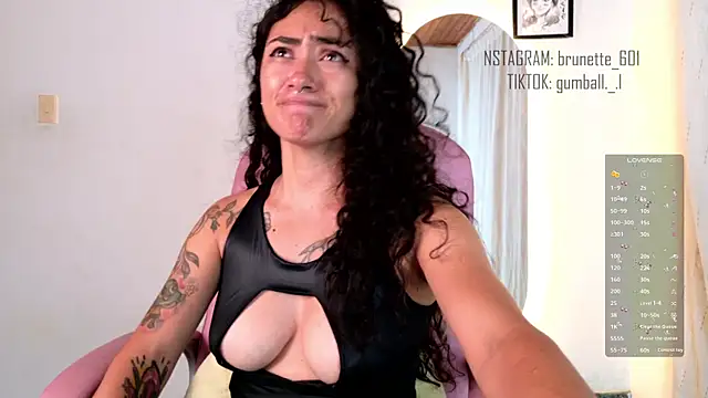 paula_brunette's cam snapshot