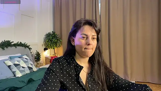 _SilkyShadow_'s cam snapshot