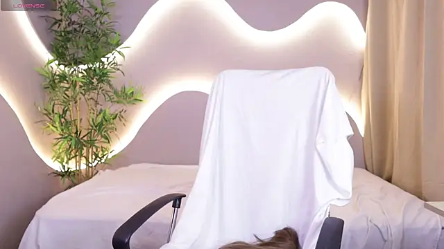 simone_sky live sex cam