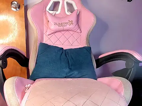 emily_lady20 live sex cam