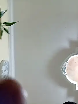 Elsuave28 live sex cam