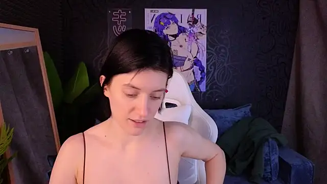 roxy_riot_'s cam snapshot