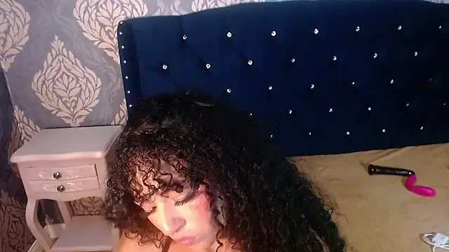 Sofiacowperx live sex cam