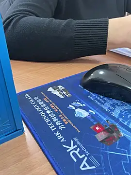 ThuPhuong-Tr's cam snapshot