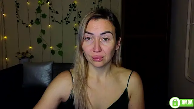 Kiss_julli88I's cam snapshot