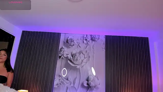 ShaniaDaniels's cam snapshot