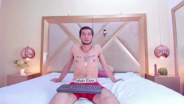 EthanCollen's cam snapshot