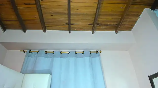 Skinnyfucked live sex cam