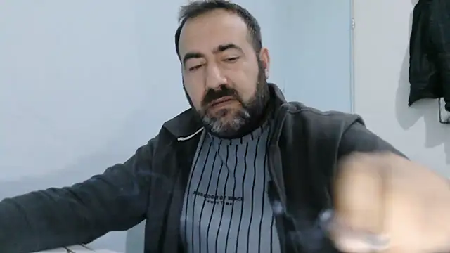 big_snakee live sex cam