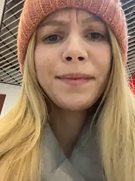 katty_cutey's cam snapshot