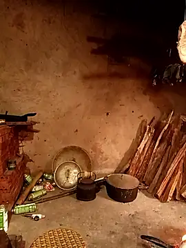 quynhkoolbae's cam snapshot