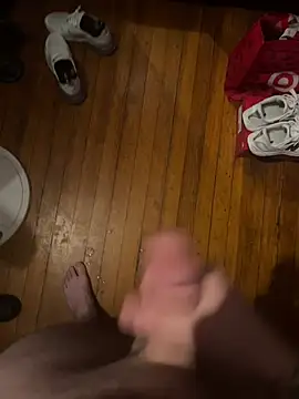 92_mikeyy's cam snapshot