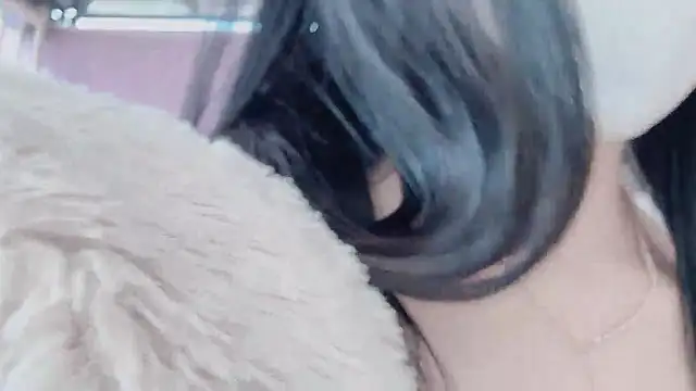 LinhChi_9x live sex cam