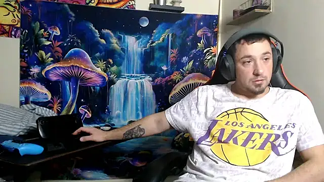 YoBleez's cam snapshot