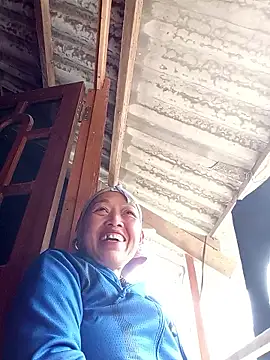 Agnes-baby's cam snapshot