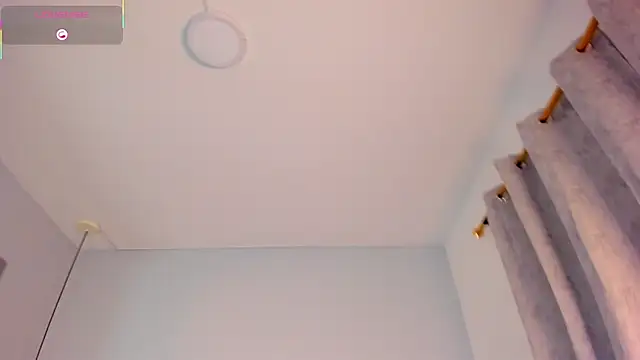 Nikki_vega live sex cam