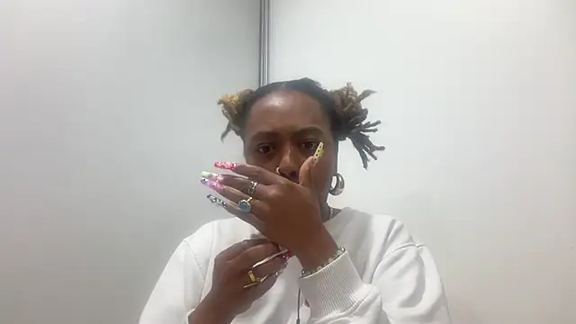 ChocolateCakeQueen's cam snapshot