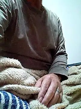 opanchu194's cam snapshot