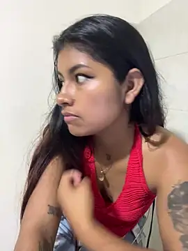 ChantalPetit live sex cam