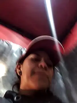 Raven_Rouge_ live sex cam