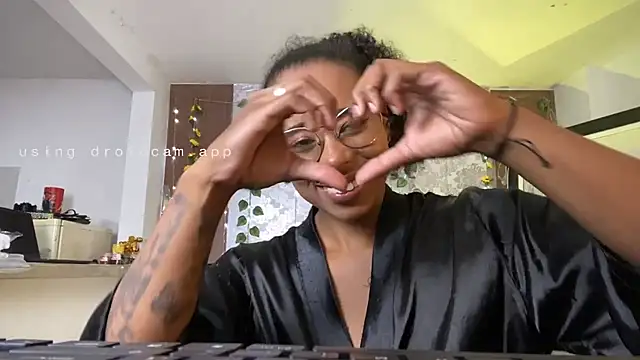 kelly_thomson live sex cam