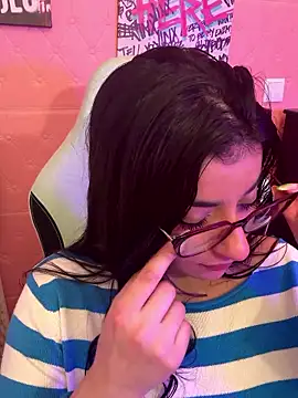 ZoeZayd's cam snapshot