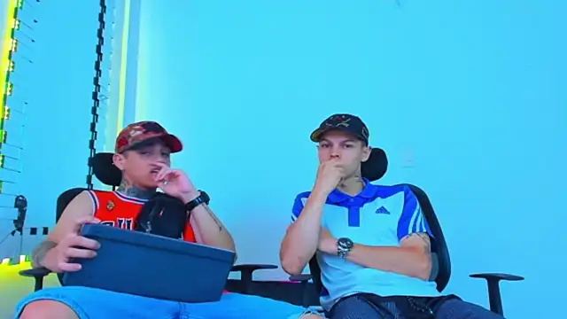 Thomas-Wil live sex cam