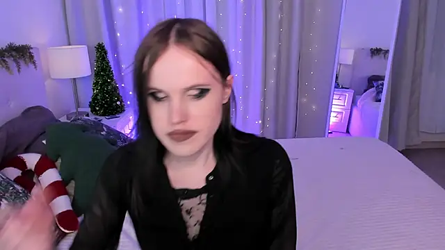 EffieMinki live sex cam