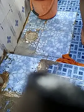 Aanubabya's cam snapshot