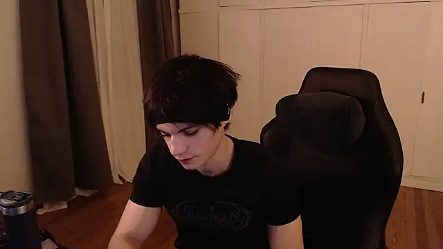 SasukeUhchiaa live sex cam